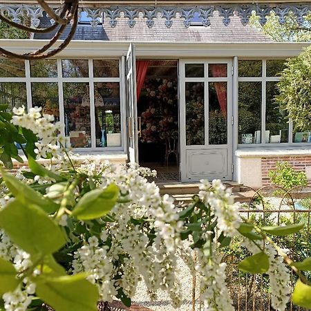 Un Parfum De Violette Bed & Breakfast Fourneville Екстериор снимка