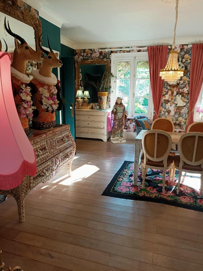 Un Parfum De Violette Bed & Breakfast Fourneville Екстериор снимка